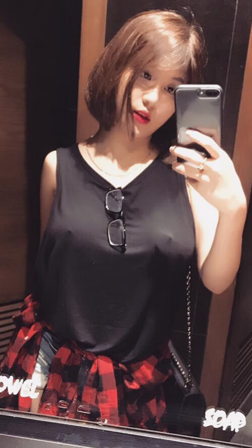 伊朗队在巴黎奥运会比赛中展现出高效的传球配合，伊朗 转播奥运会